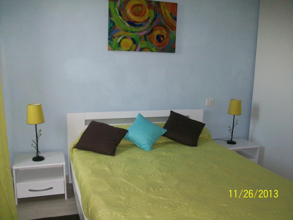 Appartement Larraburuko-Borda Sare Habitación foto